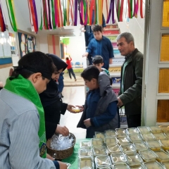 پخت آش نذری و شله زرد ایام فاطمیه دبستان شیخ محمد خیابانی-1404